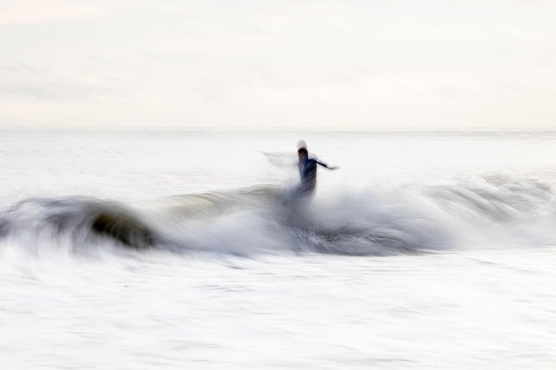 Surfing at Oahu, North Shore